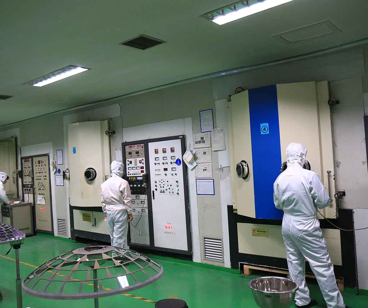 コーティング工場